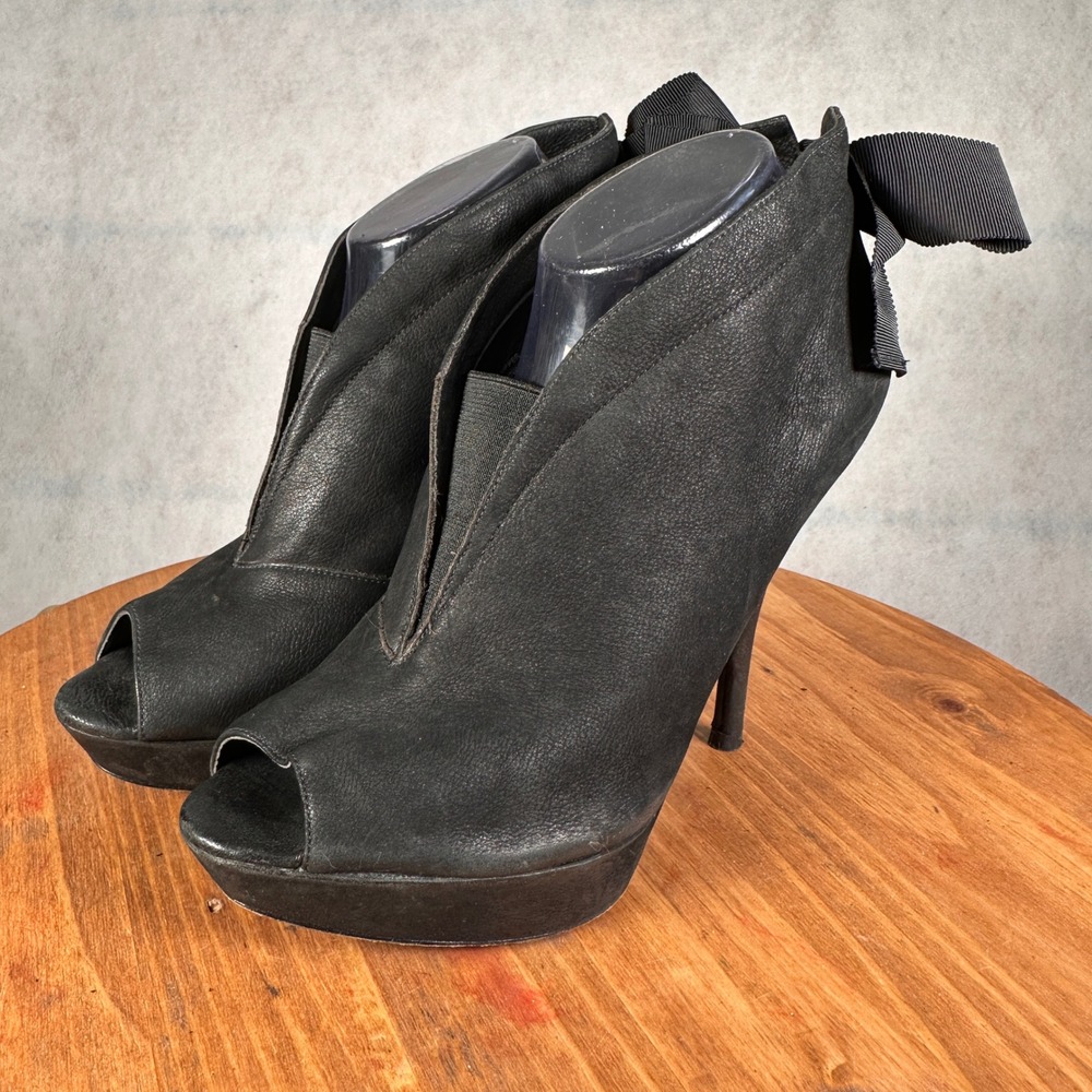 Vera Wang Peep Toe Booties Women 8 Black Good Bow Platform Stiletto Ankle Boots